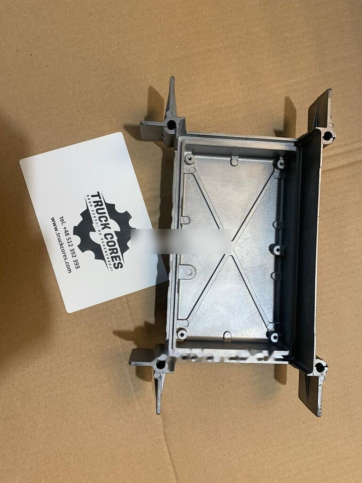 Nowa pokrywa aluminiowa / Dekiel zaworu Wabco D 4801020140 - Rezervni dijelovi za Kamion: slika Nowa pokrywa aluminiowa / Dekiel zaworu Wabco D 4801020140 - Rezervni dijelovi za Kamion Nowa pokrywa aluminiowa / Dekiel zaworu Wabco D 4801020140 - Rezervni dijelovi za Kamion: slika Nowa pokrywa aluminiowa / Dekiel zaworu Wabco D 4801020140 - Rezervni dijelovi za Kamion