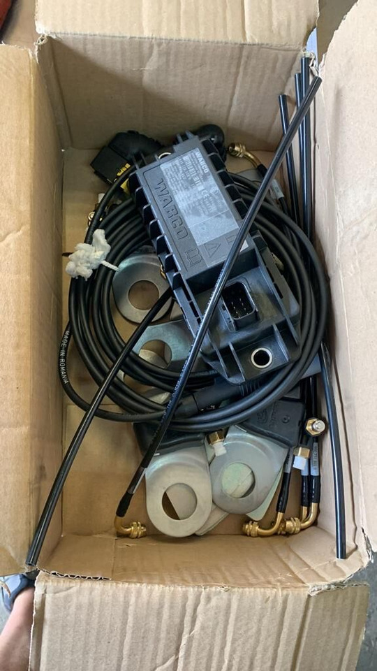 ZESTAW NOWY MODUŁ KOŁOWY IVTM 446220110 WABCO 446220110 truck - Rezervni dijelovi za Kamion: slika ZESTAW NOWY MODUŁ KOŁOWY IVTM 446220110 WABCO 446220110 truck - Rezervni dijelovi za Kamion ZESTAW NOWY MODUŁ KOŁOWY IVTM 446220110 WABCO 446220110 truck - Rezervni dijelovi za Kamion: slika ZESTAW NOWY MODUŁ KOŁOWY IVTM 446220110 WABCO 446220110 truck - Rezervni dijelovi za Kamion