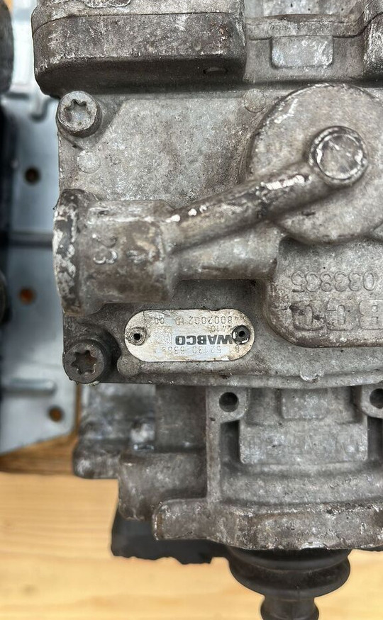 WABCO 4800200020 MAN TGL TGM truck - Kočioni ventil za Kamion: slika WABCO 4800200020 MAN TGL TGM truck - Kočioni ventil za Kamion WABCO 4800200020 MAN TGL TGM truck - Kočioni ventil za Kamion: slika WABCO 4800200020 MAN TGL TGM truck - Kočioni ventil za Kamion