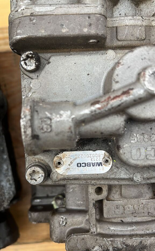 WABCO 4800200020 MAN TGL TGM truck - Kočioni ventil za Kamion: slika WABCO 4800200020 MAN TGL TGM truck - Kočioni ventil za Kamion WABCO 4800200020 MAN TGL TGM truck - Kočioni ventil za Kamion: slika WABCO 4800200020 MAN TGL TGM truck - Kočioni ventil za Kamion