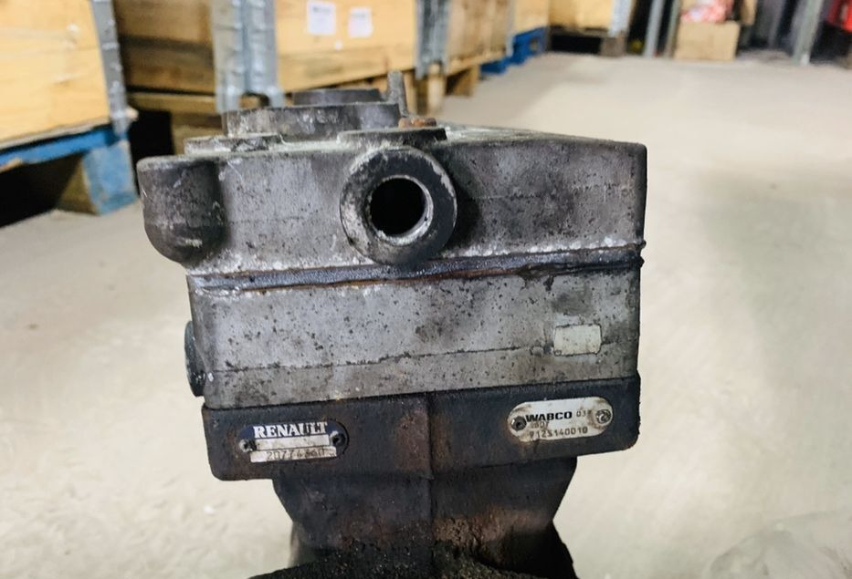 WABCO 9125140010 Volvo,Renault DXI truck - Zračni kompresor za kočnice za Kamion: slika WABCO 9125140010 Volvo,Renault DXI truck - Zračni kompresor za kočnice za Kamion WABCO 9125140010 Volvo,Renault DXI truck - Zračni kompresor za kočnice za Kamion: slika WABCO 9125140010 Volvo,Renault DXI truck - Zračni kompresor za kočnice za Kamion