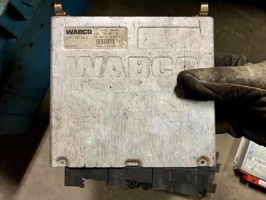 WABCO EBP Oryginał Hurt Sterowników 4461300670 Mercedes-Benz Actros truck - Upravljačka jedinica (ECU) za Kamion: slika WABCO EBP Oryginał Hurt Sterowników 4461300670 Mercedes-Benz Actros truck - Upravljačka jedinica (ECU) za Kamion WABCO EBP Oryginał Hurt Sterowników 4461300670 Mercedes-Benz Actros truck - Upravljačka jedinica (ECU) za Kamion: slika WABCO EBP Oryginał Hurt Sterowników 4461300670 Mercedes-Benz Actros truck - Upravljačka jedinica (ECU) za Kamion
