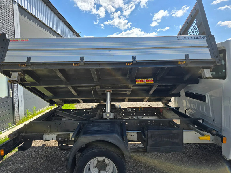 Mali kamion kiper, Dostavno vozilo s dvostrukom kabinom Ford Transit 7 seats 39000km, 3 sides tipper: slika Mali kamion kiper, Dostavno vozilo s dvostrukom kabinom Ford Transit 7 seats 39000km, 3 sides tipper