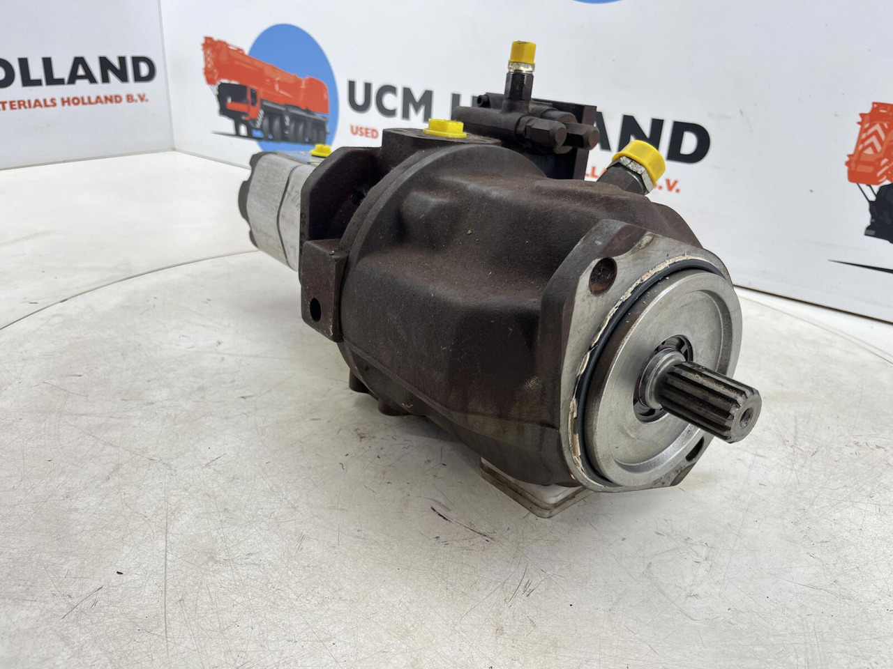 Compact truck CT.2 Axial piston pump - Hidraulična pumpa za Autodizalica: slika Compact truck CT.2 Axial piston pump - Hidraulična pumpa za Autodizalica Compact truck CT.2 Axial piston pump - Hidraulična pumpa za Autodizalica: slika Compact truck CT.2 Axial piston pump - Hidraulična pumpa za Autodizalica