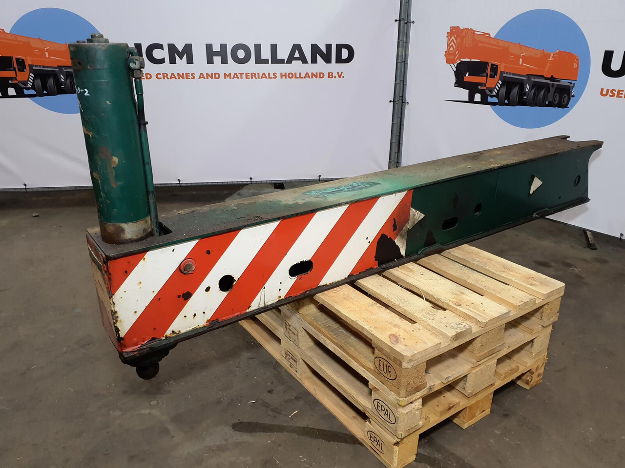 FAUN ATF 30-2 outrigger beam rear complete - Ovjes za Autodizalica: slika FAUN ATF 30-2 outrigger beam rear complete - Ovjes za Autodizalica FAUN ATF 30-2 outrigger beam rear complete - Ovjes za Autodizalica: slika FAUN ATF 30-2 outrigger beam rear complete - Ovjes za Autodizalica