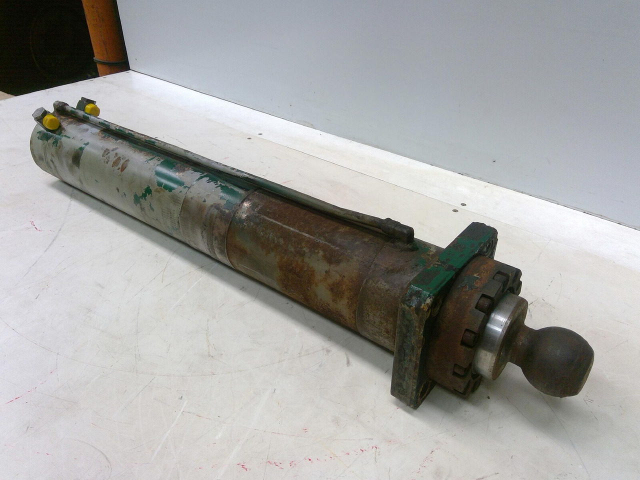 FAUN ATF 30-2 outrigger cylinder - Hidraulični cilindar za Autodizalica: slika FAUN ATF 30-2 outrigger cylinder - Hidraulični cilindar za Autodizalica FAUN ATF 30-2 outrigger cylinder - Hidraulični cilindar za Autodizalica: slika FAUN ATF 30-2 outrigger cylinder - Hidraulični cilindar za Autodizalica