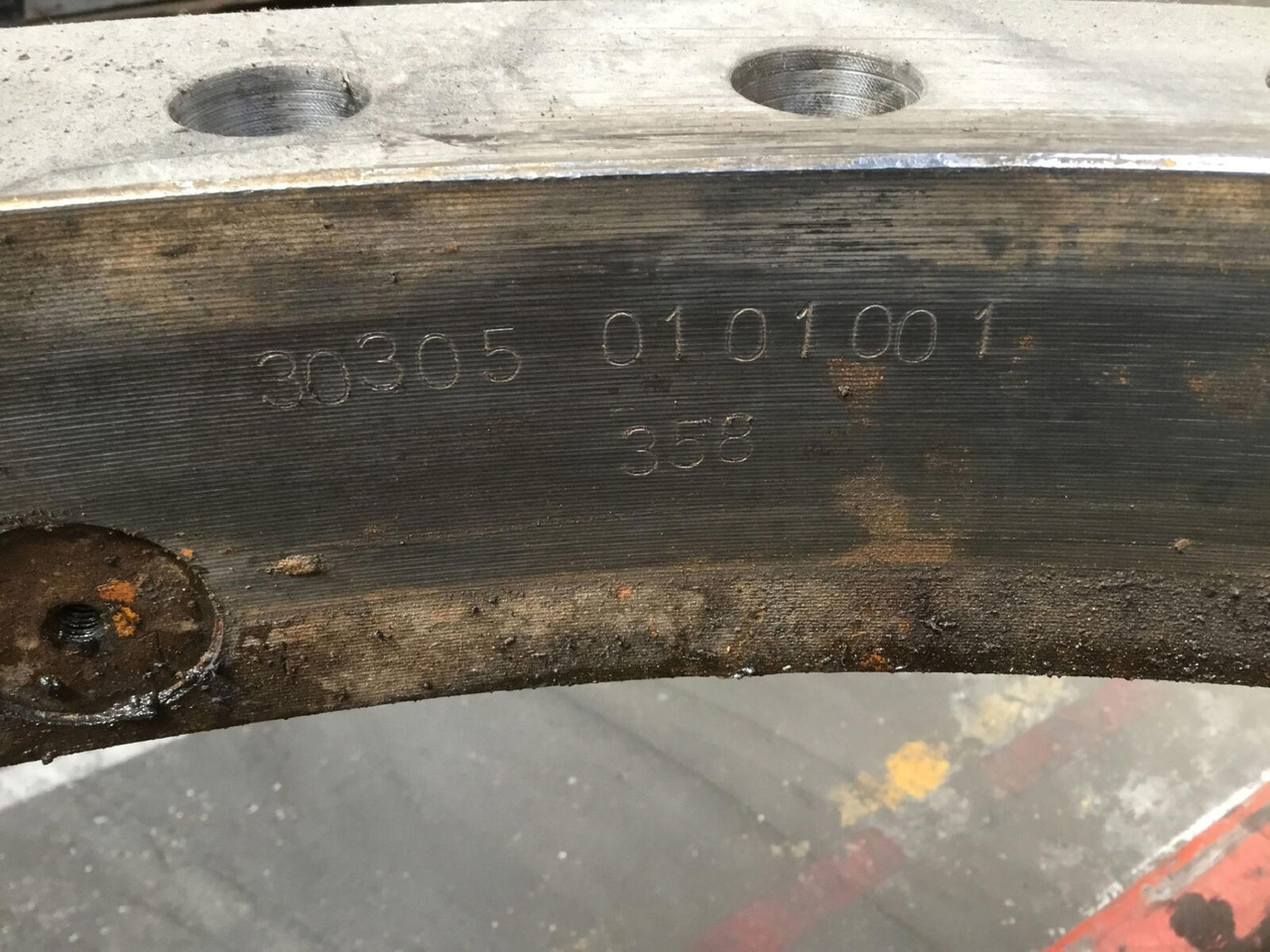 FAUN ATF 30-2 slew ring - Okretni prsten za Autodizalica: slika FAUN ATF 30-2 slew ring - Okretni prsten za Autodizalica FAUN ATF 30-2 slew ring - Okretni prsten za Autodizalica: slika FAUN ATF 30-2 slew ring - Okretni prsten za Autodizalica