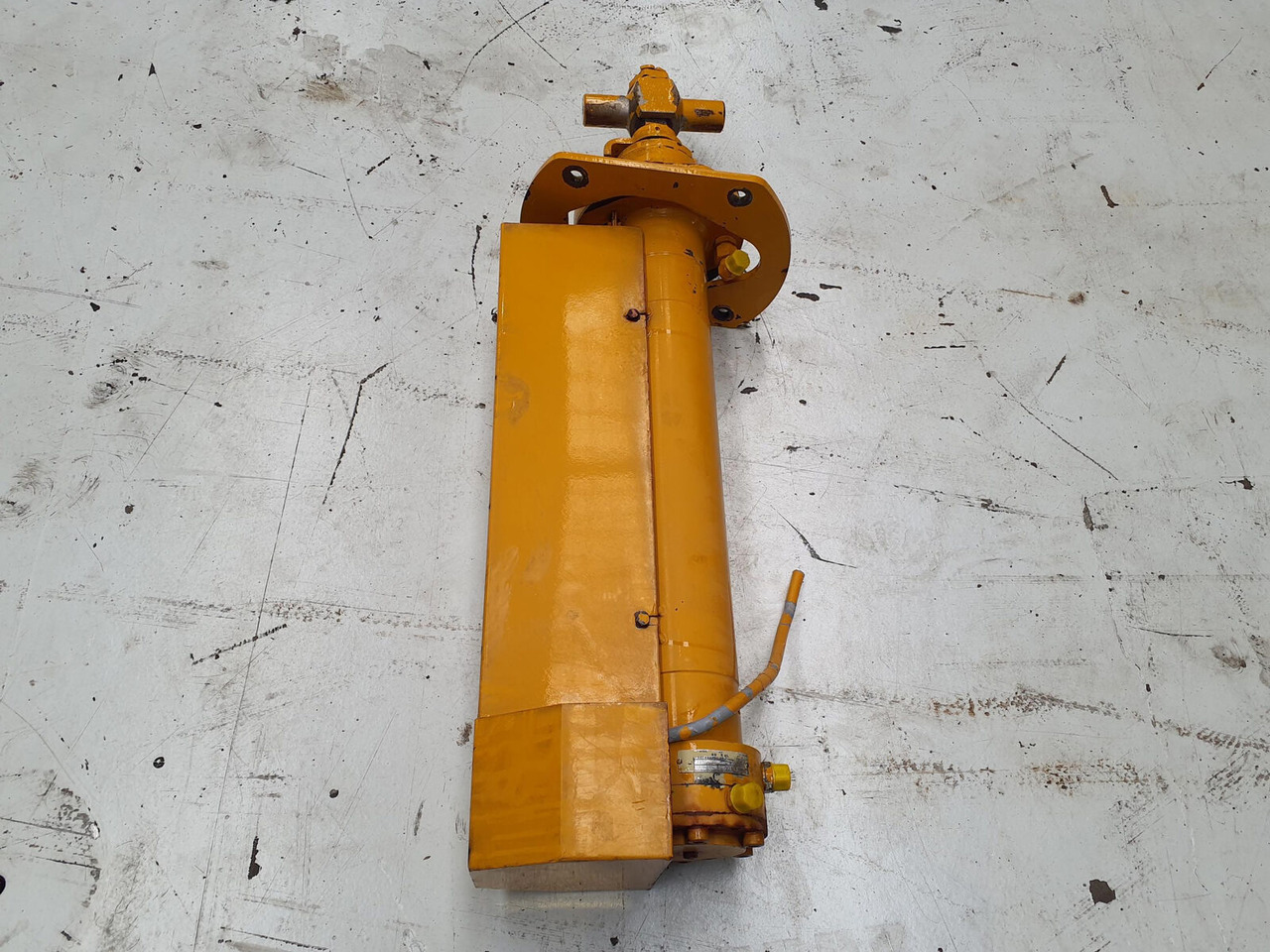 FAUN ATF 45-3 counterweight cylinder - Hidraulični cilindar za Dizalica: slika FAUN ATF 45-3 counterweight cylinder - Hidraulični cilindar za Dizalica FAUN ATF 45-3 counterweight cylinder - Hidraulični cilindar za Dizalica: slika FAUN ATF 45-3 counterweight cylinder - Hidraulični cilindar za Dizalica