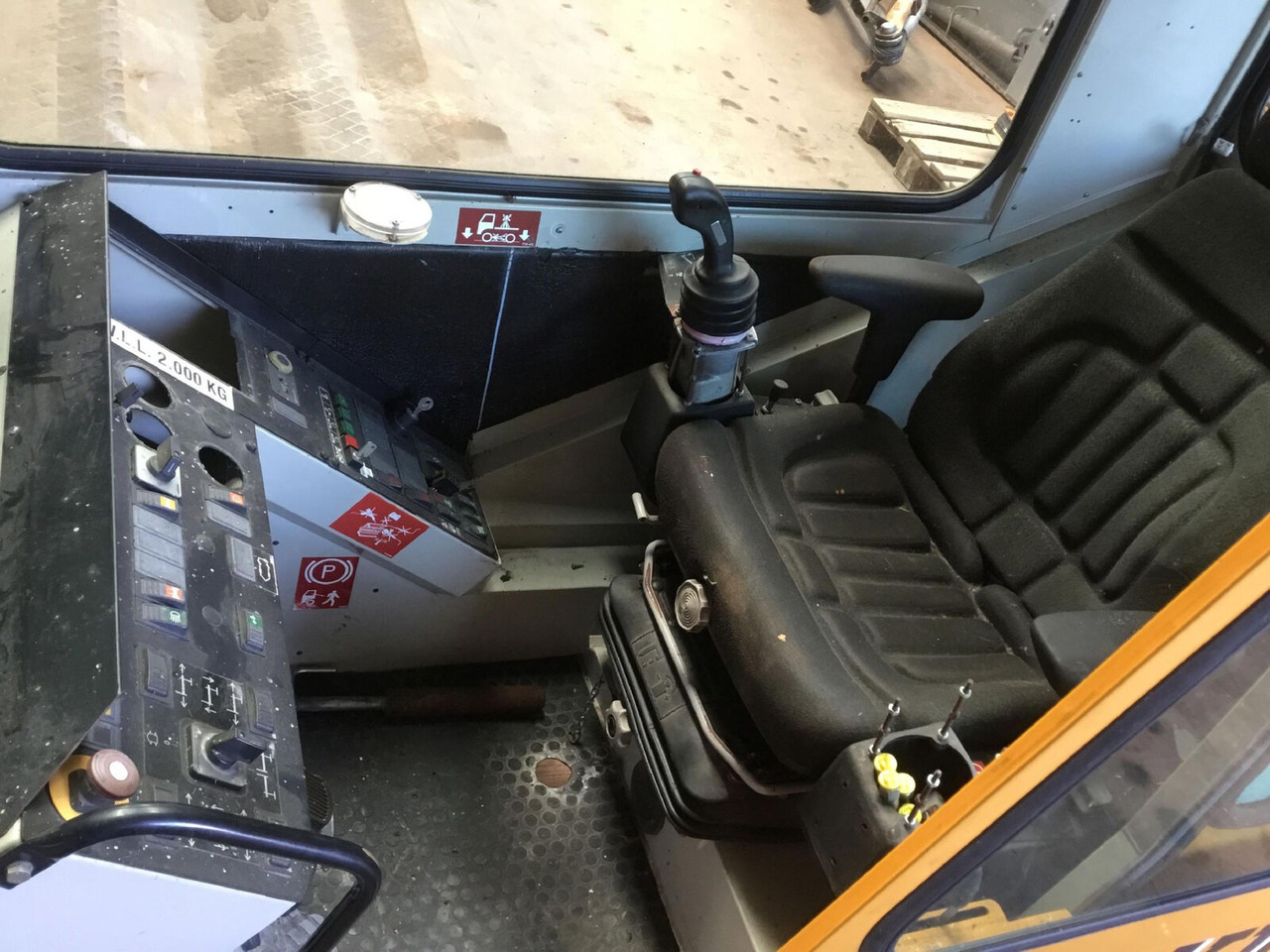 FAUN ATF 45-3 upper cabin - Kabina za Autodizalica: slika FAUN ATF 45-3 upper cabin - Kabina za Autodizalica FAUN ATF 45-3 upper cabin - Kabina za Autodizalica: slika FAUN ATF 45-3 upper cabin - Kabina za Autodizalica