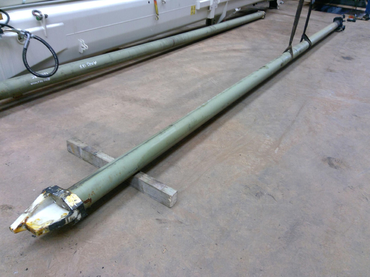 FAUN ATF 60-4 telescopic cylinder single - Hidraulični cilindar za Autodizalica: slika FAUN ATF 60-4 telescopic cylinder single - Hidraulični cilindar za Autodizalica FAUN ATF 60-4 telescopic cylinder single - Hidraulični cilindar za Autodizalica: slika FAUN ATF 60-4 telescopic cylinder single - Hidraulični cilindar za Autodizalica