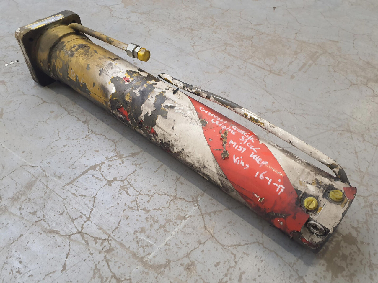FAUN RTF 30 outrigger cylinder - Hidraulični cilindar za Dizalica: slika FAUN RTF 30 outrigger cylinder - Hidraulični cilindar za Dizalica FAUN RTF 30 outrigger cylinder - Hidraulični cilindar za Dizalica: slika FAUN RTF 30 outrigger cylinder - Hidraulični cilindar za Dizalica