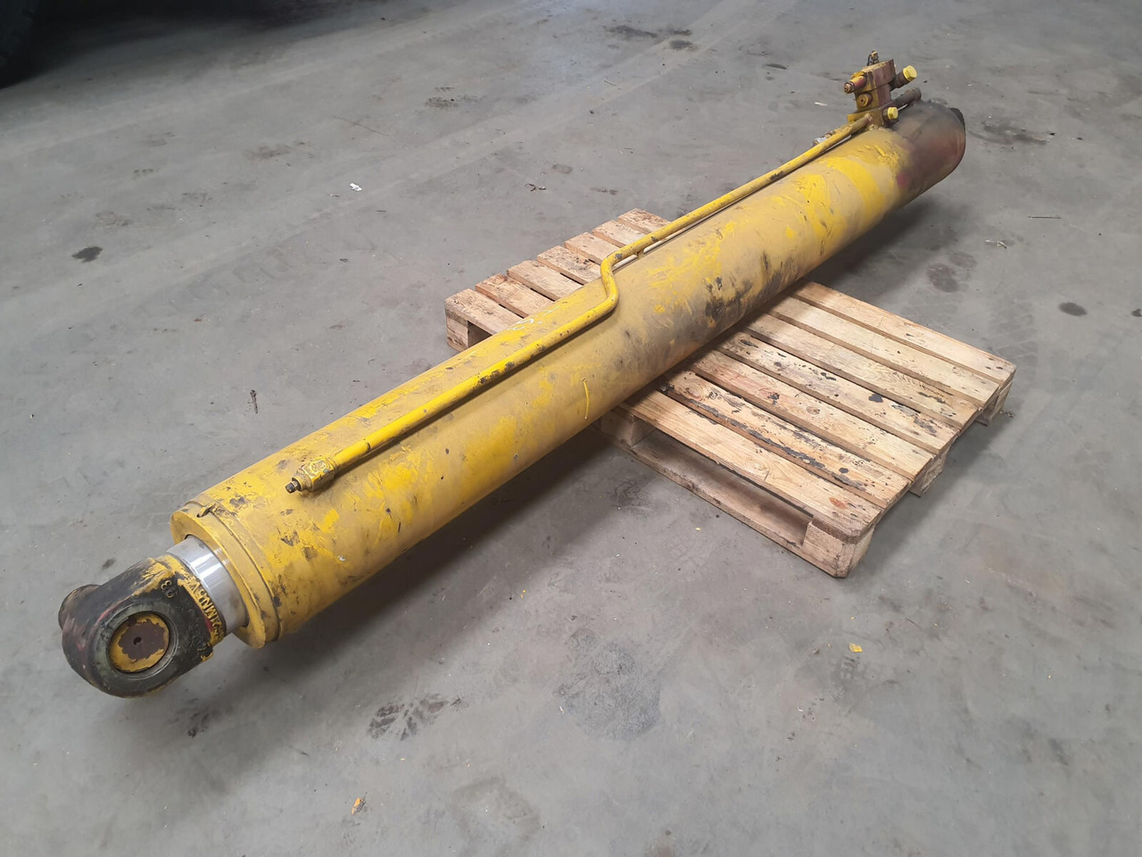 FAUN RTF 40-3 luffing cylinder - Hidraulični cilindar za Autodizalica: slika FAUN RTF 40-3 luffing cylinder - Hidraulični cilindar za Autodizalica FAUN RTF 40-3 luffing cylinder - Hidraulični cilindar za Autodizalica: slika FAUN RTF 40-3 luffing cylinder - Hidraulični cilindar za Autodizalica