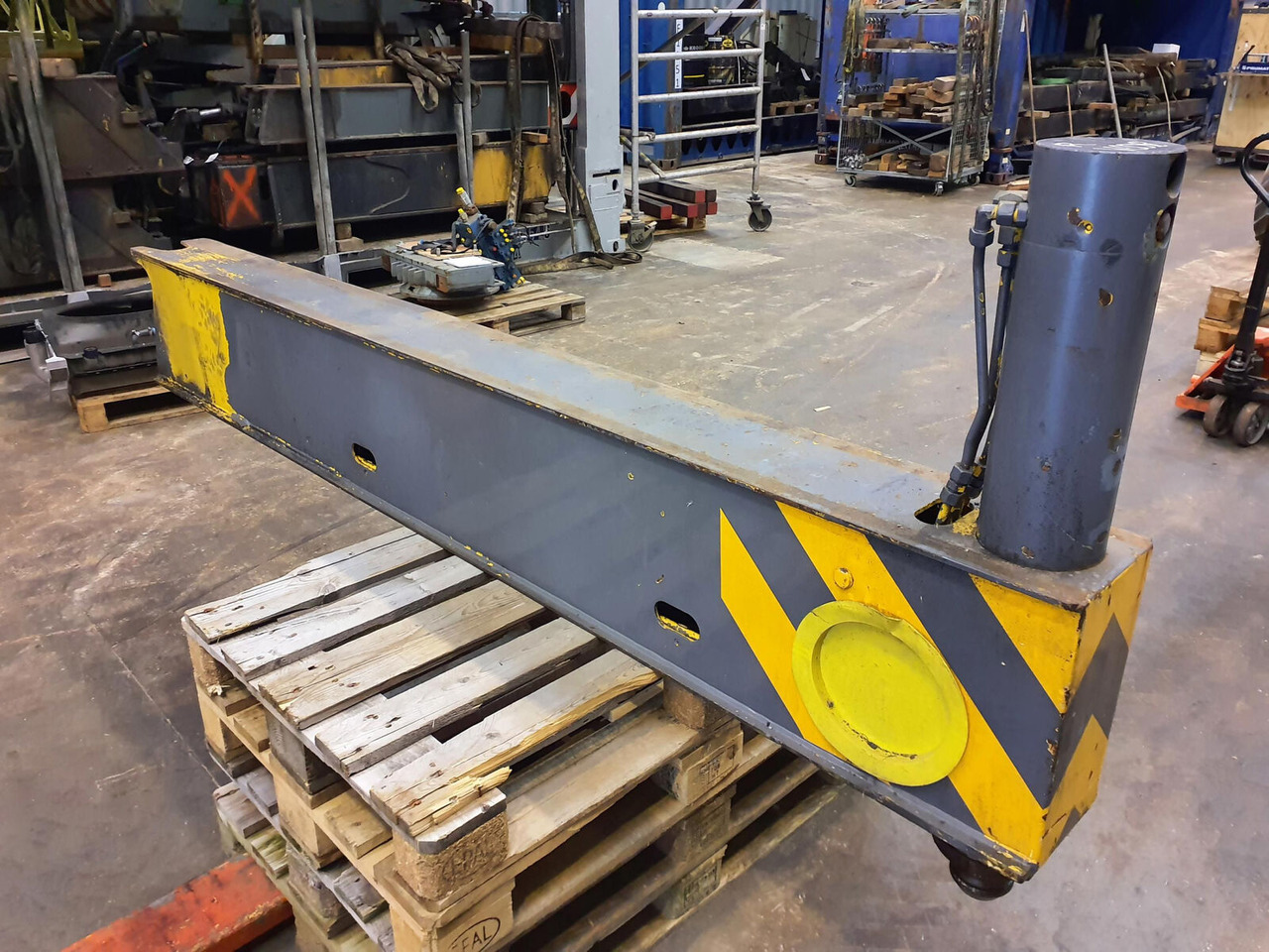 FAUN RTF 50-3 outrigger beam front complete - Ovjes za Autodizalica: slika FAUN RTF 50-3 outrigger beam front complete - Ovjes za Autodizalica FAUN RTF 50-3 outrigger beam front complete - Ovjes za Autodizalica: slika FAUN RTF 50-3 outrigger beam front complete - Ovjes za Autodizalica