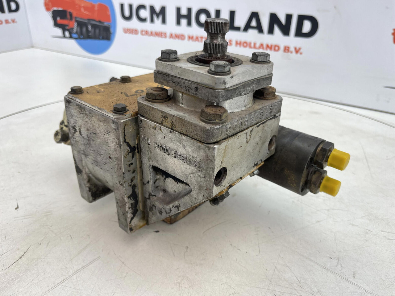 Grove AT 880 Steering box dual steer - Letva volana za Autodizalica: slika Grove AT 880 Steering box dual steer - Letva volana za Autodizalica Grove AT 880 Steering box dual steer - Letva volana za Autodizalica: slika Grove AT 880 Steering box dual steer - Letva volana za Autodizalica