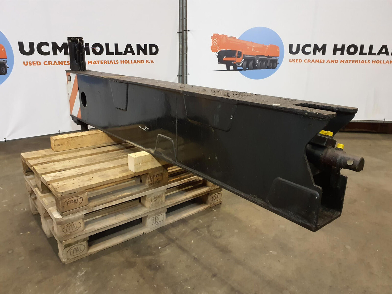 Grove GMK 3055 sliding beam complete rear - Ovjes za Autodizalica: slika Grove GMK 3055 sliding beam complete rear - Ovjes za Autodizalica Grove GMK 3055 sliding beam complete rear - Ovjes za Autodizalica: slika Grove GMK 3055 sliding beam complete rear - Ovjes za Autodizalica