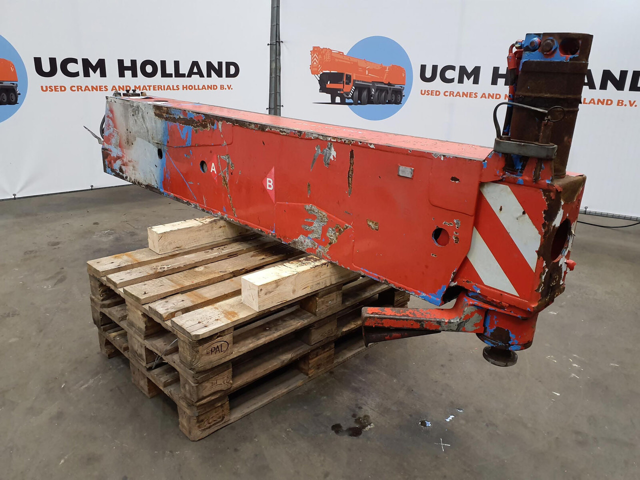 Grove GMK 5130-1 outrigger beam complete front - Ovjes za Autodizalica: slika Grove GMK 5130-1 outrigger beam complete front - Ovjes za Autodizalica Grove GMK 5130-1 outrigger beam complete front - Ovjes za Autodizalica: slika Grove GMK 5130-1 outrigger beam complete front - Ovjes za Autodizalica