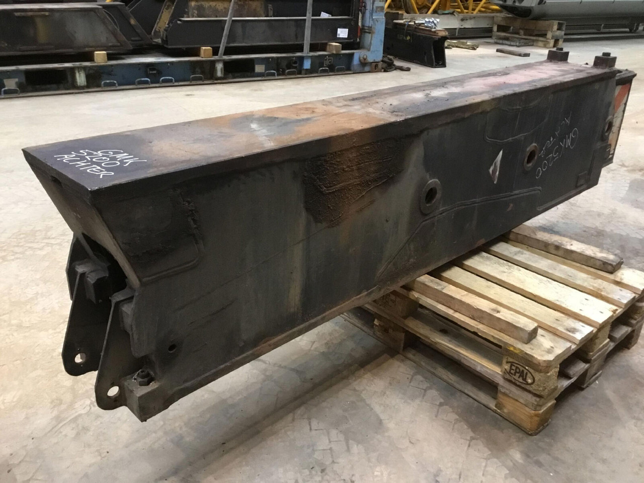 Grove GMK 5200 sliding beam rear - Ovjes za Dizalica: slika Grove GMK 5200 sliding beam rear - Ovjes za Dizalica Grove GMK 5200 sliding beam rear - Ovjes za Dizalica: slika Grove GMK 5200 sliding beam rear - Ovjes za Dizalica
