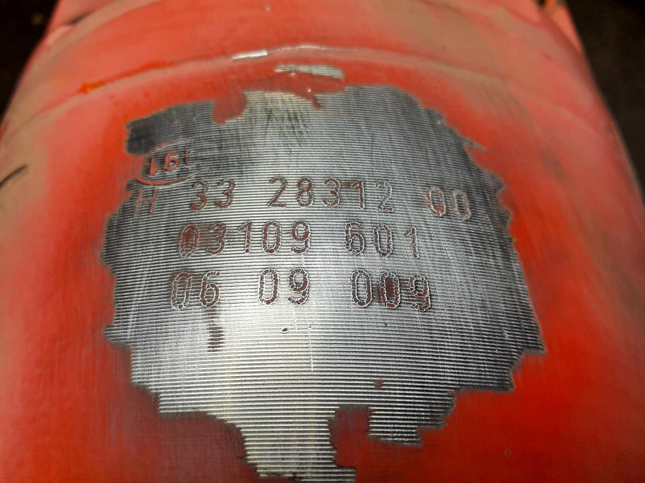 Grove GMK 5220, 5170 outrigger cylinder - Ovjes za Autodizalica: slika Grove GMK 5220, 5170 outrigger cylinder - Ovjes za Autodizalica Grove GMK 5220, 5170 outrigger cylinder - Ovjes za Autodizalica: slika Grove GMK 5220, 5170 outrigger cylinder - Ovjes za Autodizalica