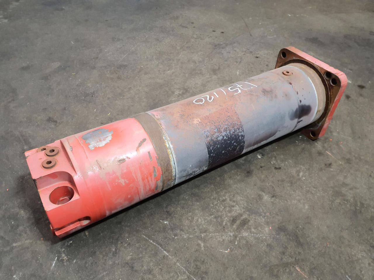 Grove GMK 5220, 5170 outrigger cylinder - Ovjes za Autodizalica: slika Grove GMK 5220, 5170 outrigger cylinder - Ovjes za Autodizalica Grove GMK 5220, 5170 outrigger cylinder - Ovjes za Autodizalica: slika Grove GMK 5220, 5170 outrigger cylinder - Ovjes za Autodizalica