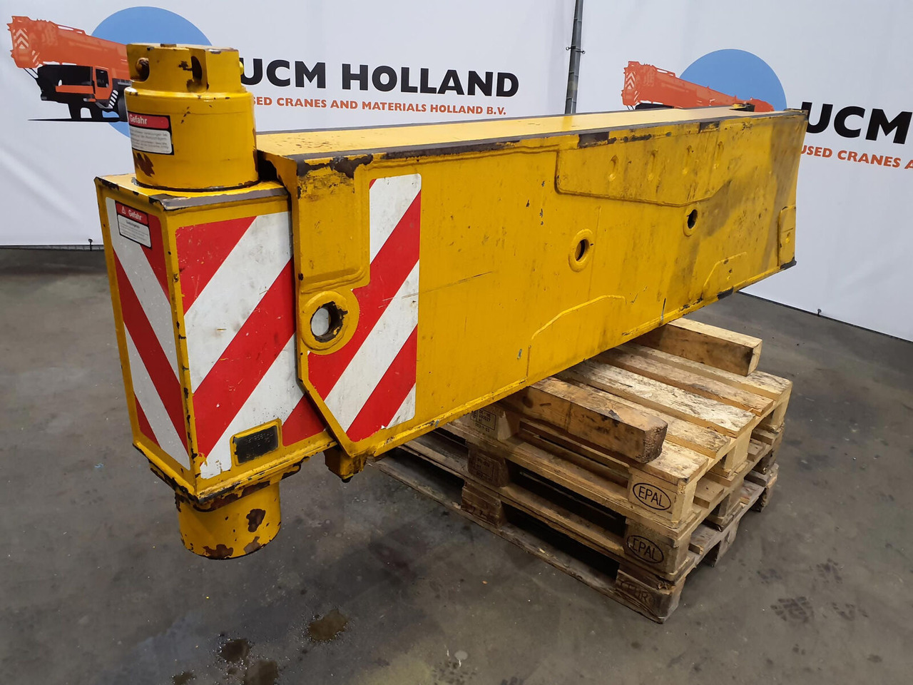 Grove GMK 5220 sliding beam rear - Ovjes za Dizalica: slika Grove GMK 5220 sliding beam rear - Ovjes za Dizalica Grove GMK 5220 sliding beam rear - Ovjes za Dizalica: slika Grove GMK 5220 sliding beam rear - Ovjes za Dizalica