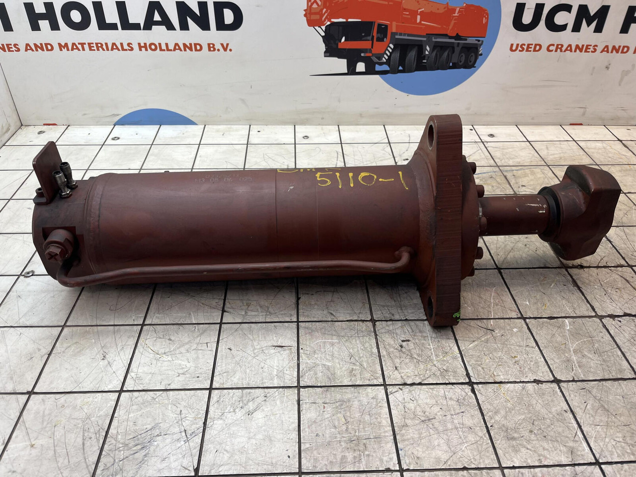 Grove GMK counterweight cylinder - Hidraulični cilindar za Autodizalica: slika Grove GMK counterweight cylinder - Hidraulični cilindar za Autodizalica Grove GMK counterweight cylinder - Hidraulični cilindar za Autodizalica: slika Grove GMK counterweight cylinder - Hidraulični cilindar za Autodizalica