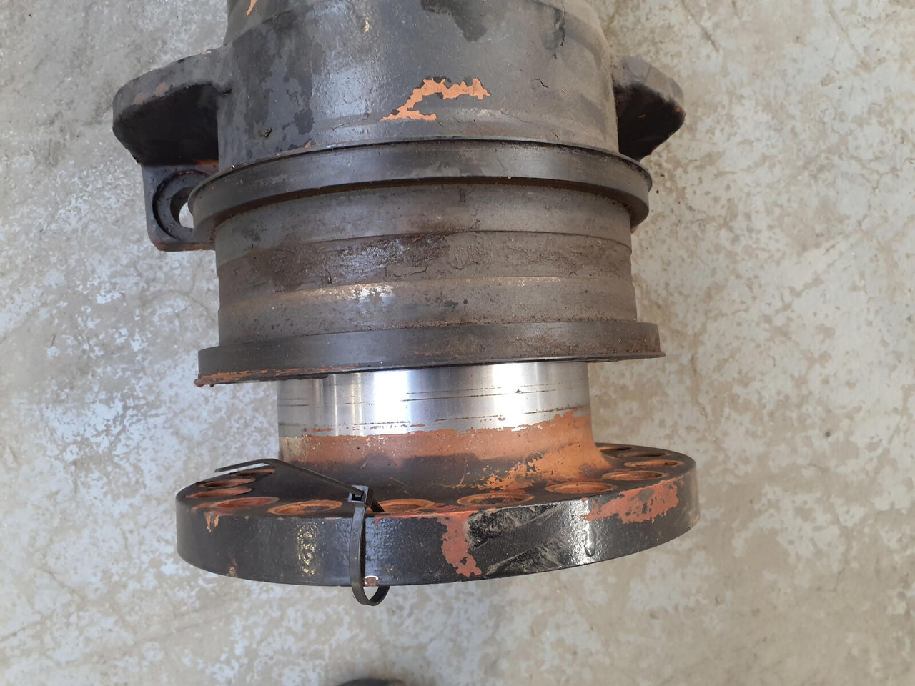 Grove GMK suspension cylinder - Hidraulični cilindar za Dizalica: slika Grove GMK suspension cylinder - Hidraulični cilindar za Dizalica Grove GMK suspension cylinder - Hidraulični cilindar za Dizalica: slika Grove GMK suspension cylinder - Hidraulični cilindar za Dizalica