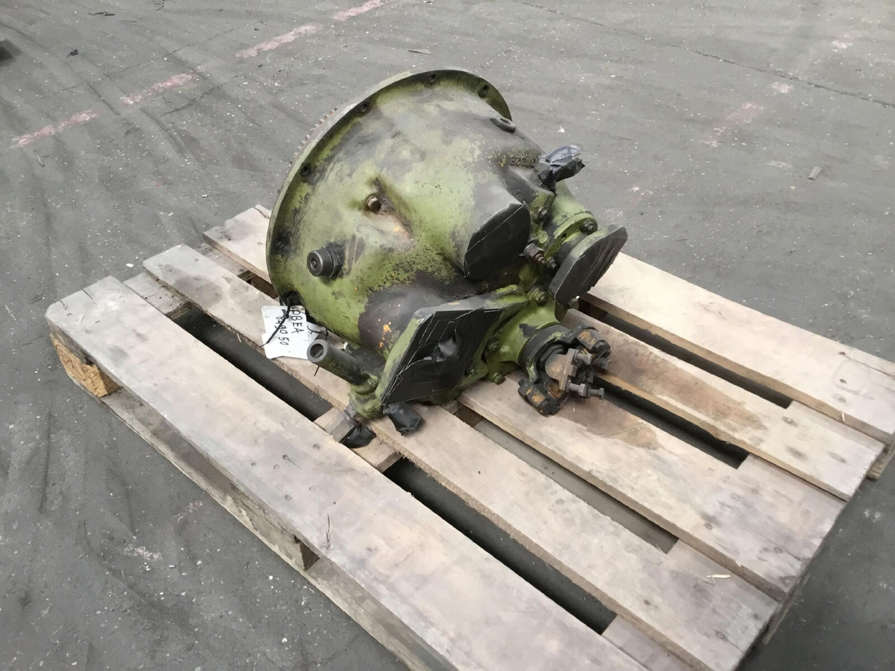 Grove RT 65S Gearbox C 272 5-4 - Mjenjač za Autodizalica: slika Grove RT 65S Gearbox C 272 5-4 - Mjenjač za Autodizalica Grove RT 65S Gearbox C 272 5-4 - Mjenjač za Autodizalica: slika Grove RT 65S Gearbox C 272 5-4 - Mjenjač za Autodizalica