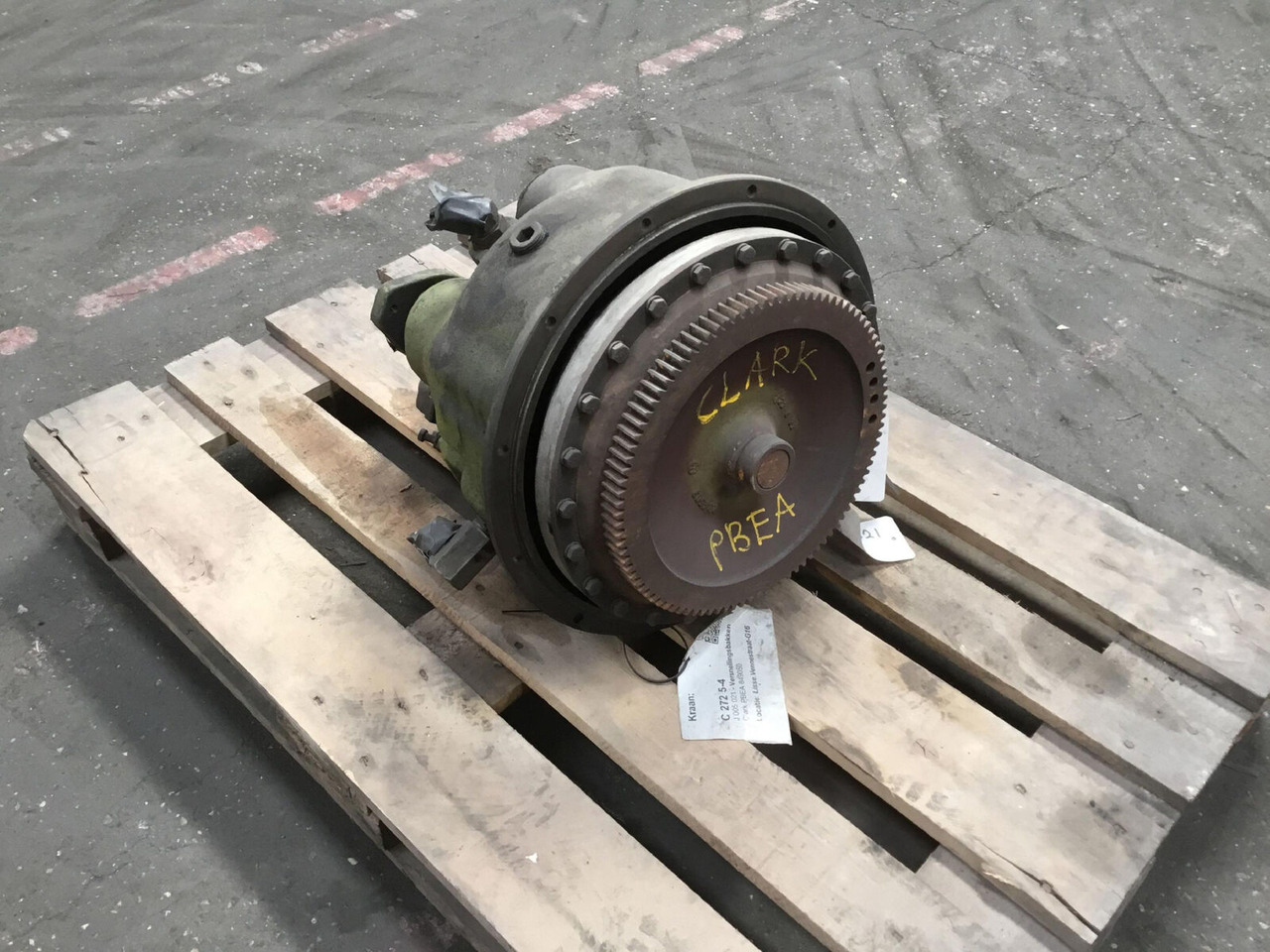 Grove RT 65S Gearbox C 272 5-4 - Mjenjač za Autodizalica: slika Grove RT 65S Gearbox C 272 5-4 - Mjenjač za Autodizalica Grove RT 65S Gearbox C 272 5-4 - Mjenjač za Autodizalica: slika Grove RT 65S Gearbox C 272 5-4 - Mjenjač za Autodizalica