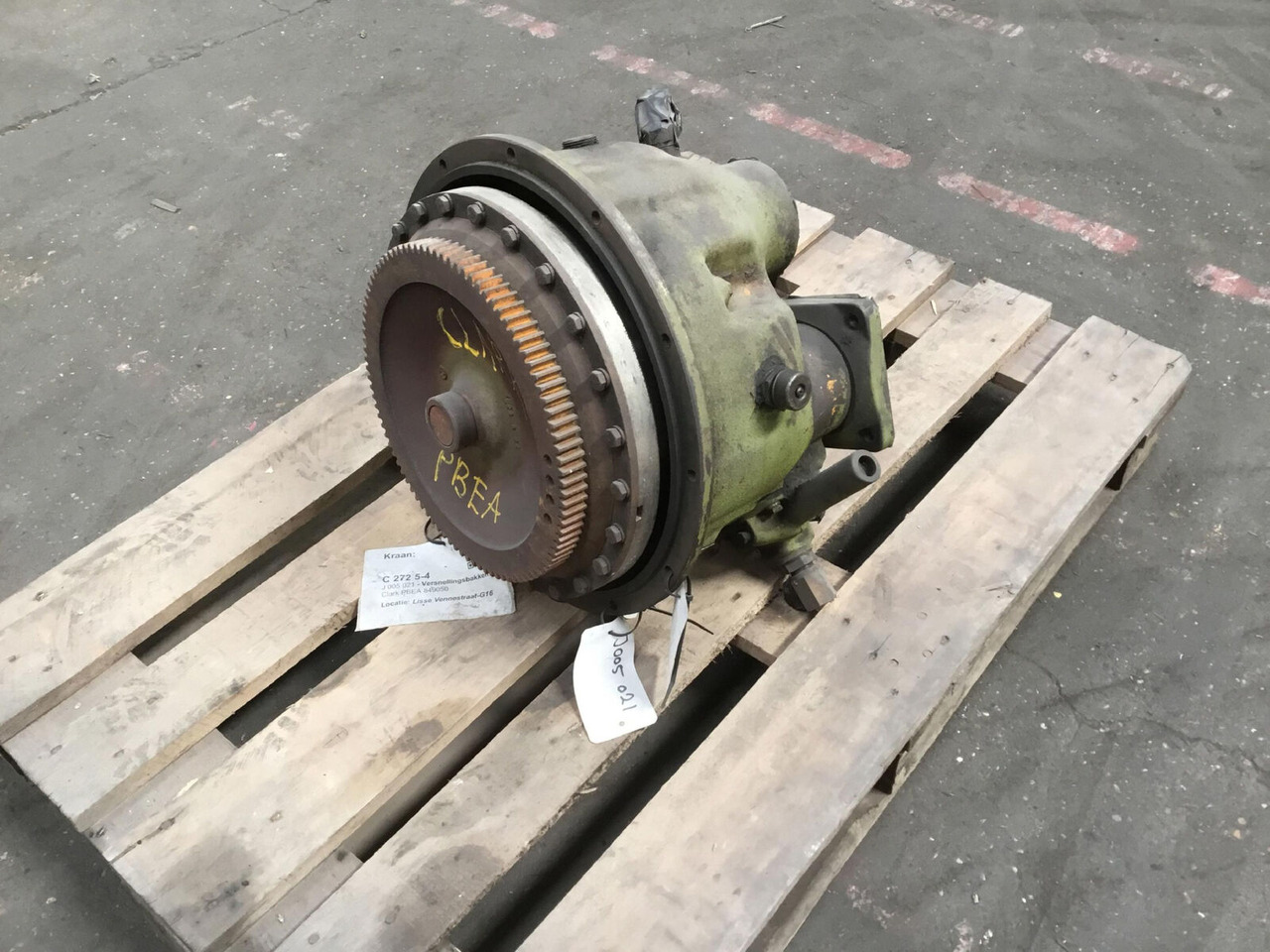 Grove RT 65S Gearbox C 272 5-4 - Mjenjač za Autodizalica: slika Grove RT 65S Gearbox C 272 5-4 - Mjenjač za Autodizalica Grove RT 65S Gearbox C 272 5-4 - Mjenjač za Autodizalica: slika Grove RT 65S Gearbox C 272 5-4 - Mjenjač za Autodizalica