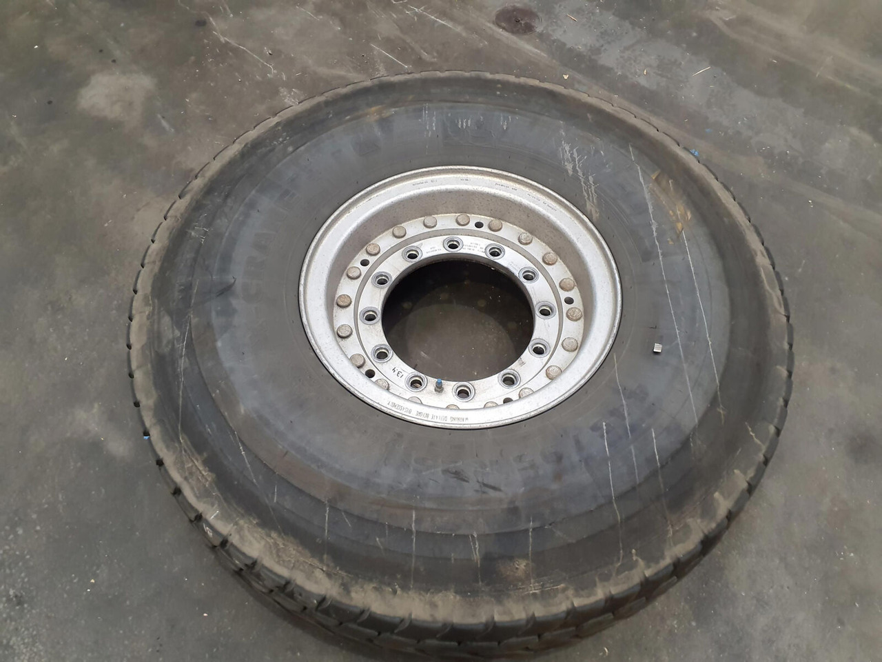 Grove Wheel 445/95R25 12 13.4 2p alu - Kompletan kotač: slika Grove Wheel 445/95R25 12 13.4 2p alu - Kompletan kotač Grove Wheel 445/95R25 12 13.4 2p alu - Kompletan kotač: slika Grove Wheel 445/95R25 12 13.4 2p alu - Kompletan kotač