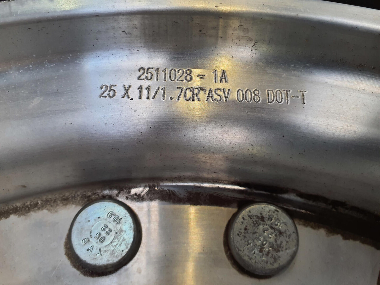 Grove Wheel 445/95R25 12 9 2p alu - Kompletan kotač za Dizalica: slika Grove Wheel 445/95R25 12 9 2p alu - Kompletan kotač za Dizalica Grove Wheel 445/95R25 12 9 2p alu - Kompletan kotač za Dizalica: slika Grove Wheel 445/95R25 12 9 2p alu - Kompletan kotač za Dizalica