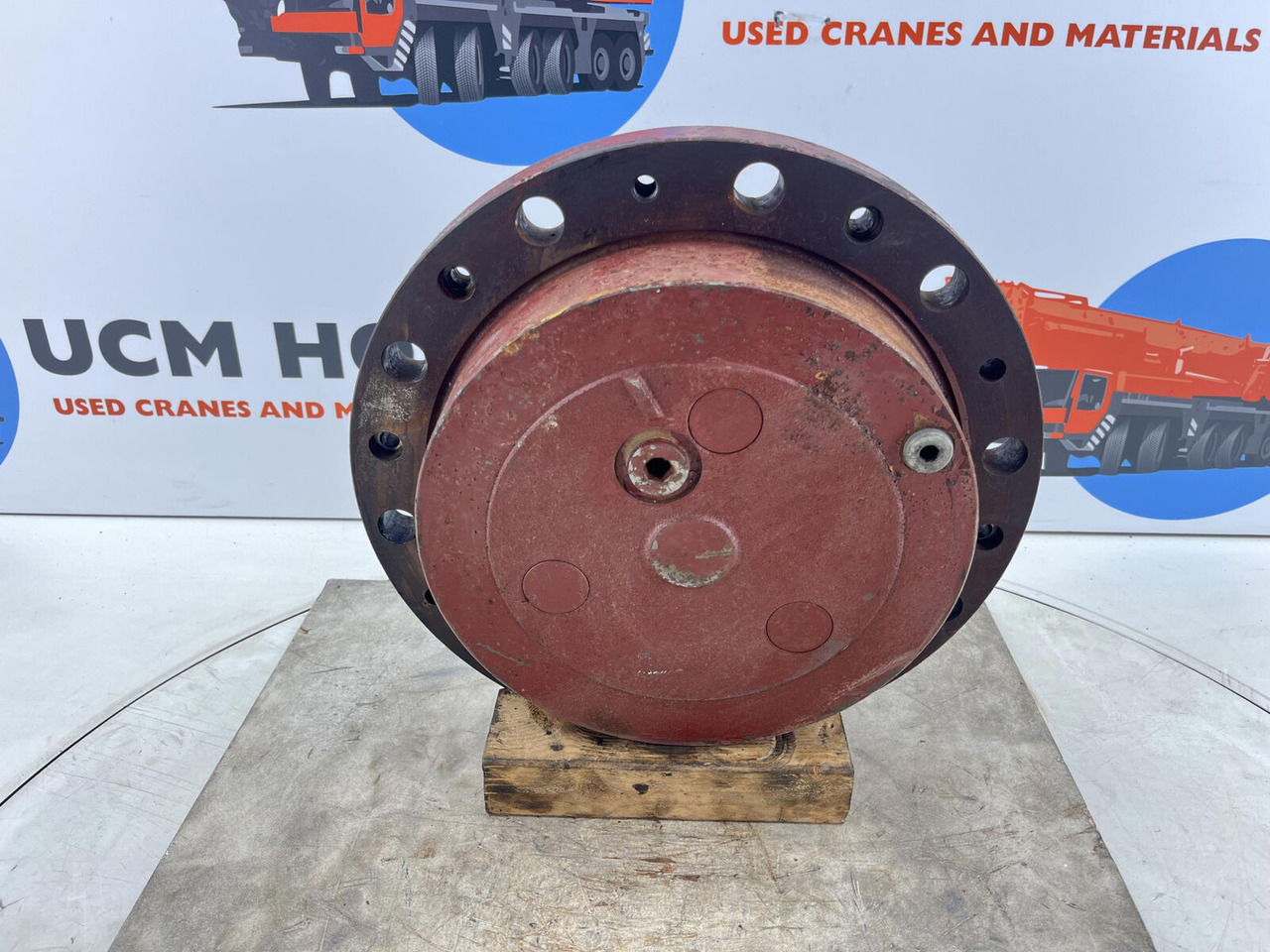 Kessler Planetary gear 17-24-67-32-3pl-H83-42 - Reduktor pogona za Autodizalica: slika Kessler Planetary gear 17-24-67-32-3pl-H83-42 - Reduktor pogona za Autodizalica Kessler Planetary gear 17-24-67-32-3pl-H83-42 - Reduktor pogona za Autodizalica: slika Kessler Planetary gear 17-24-67-32-3pl-H83-42 - Reduktor pogona za Autodizalica