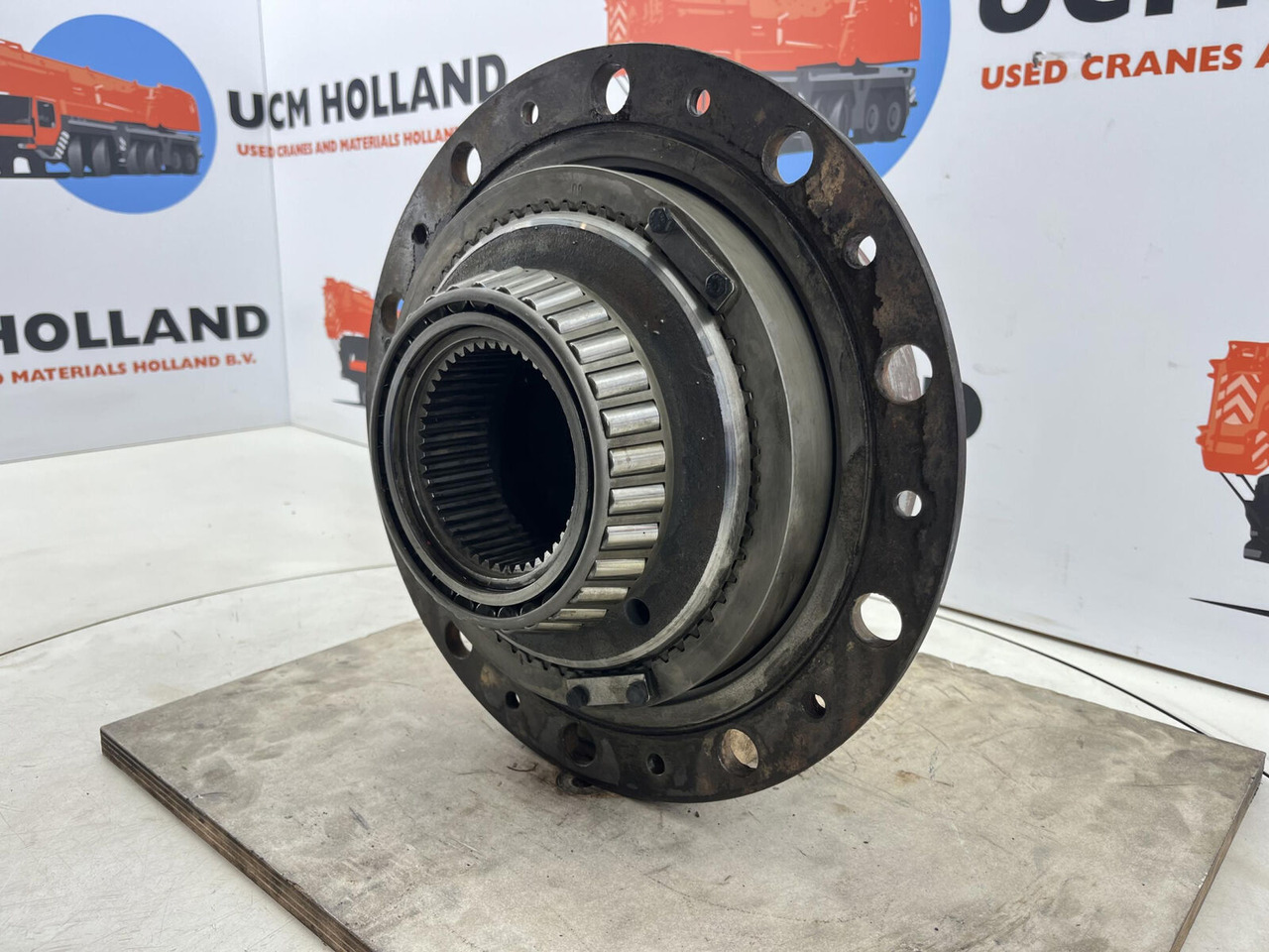 Kessler Planetary gear 31-15-62-40-3pl-H84-46 - Reduktor pogona za Dizalica: slika Kessler Planetary gear 31-15-62-40-3pl-H84-46 - Reduktor pogona za Dizalica Kessler Planetary gear 31-15-62-40-3pl-H84-46 - Reduktor pogona za Dizalica: slika Kessler Planetary gear 31-15-62-40-3pl-H84-46 - Reduktor pogona za Dizalica