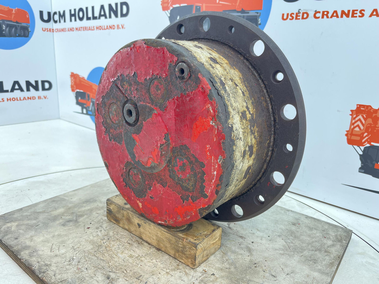 Kessler planetary gear 21-21-63-40-4pl-H140-46 - Reduktor pogona za Dizalica: slika Kessler planetary gear 21-21-63-40-4pl-H140-46 - Reduktor pogona za Dizalica Kessler planetary gear 21-21-63-40-4pl-H140-46 - Reduktor pogona za Dizalica: slika Kessler planetary gear 21-21-63-40-4pl-H140-46 - Reduktor pogona za Dizalica