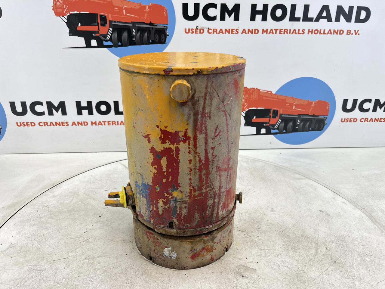 Krupp 70 GMT electric swivel - Električni sustav za Autodizalica: slika Krupp 70 GMT electric swivel - Električni sustav za Autodizalica Krupp 70 GMT electric swivel - Električni sustav za Autodizalica: slika Krupp 70 GMT electric swivel - Električni sustav za Autodizalica