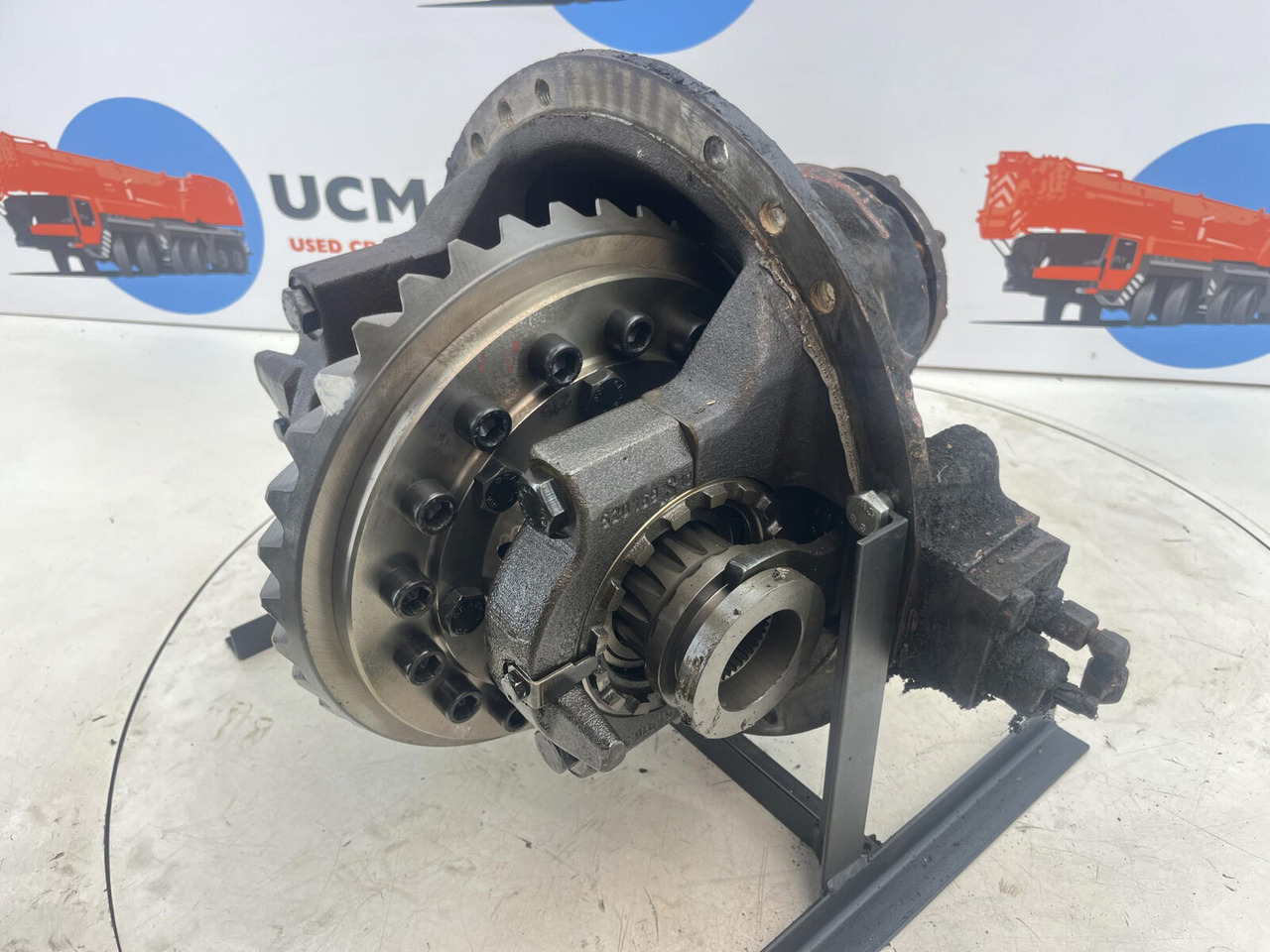 Krupp 70 GMT end differential 17x36 axle 4 - Diferencijalni zupčanik: slika Krupp 70 GMT end differential 17x36 axle 4 - Diferencijalni zupčanik Krupp 70 GMT end differential 17x36 axle 4 - Diferencijalni zupčanik: slika Krupp 70 GMT end differential 17x36 axle 4 - Diferencijalni zupčanik