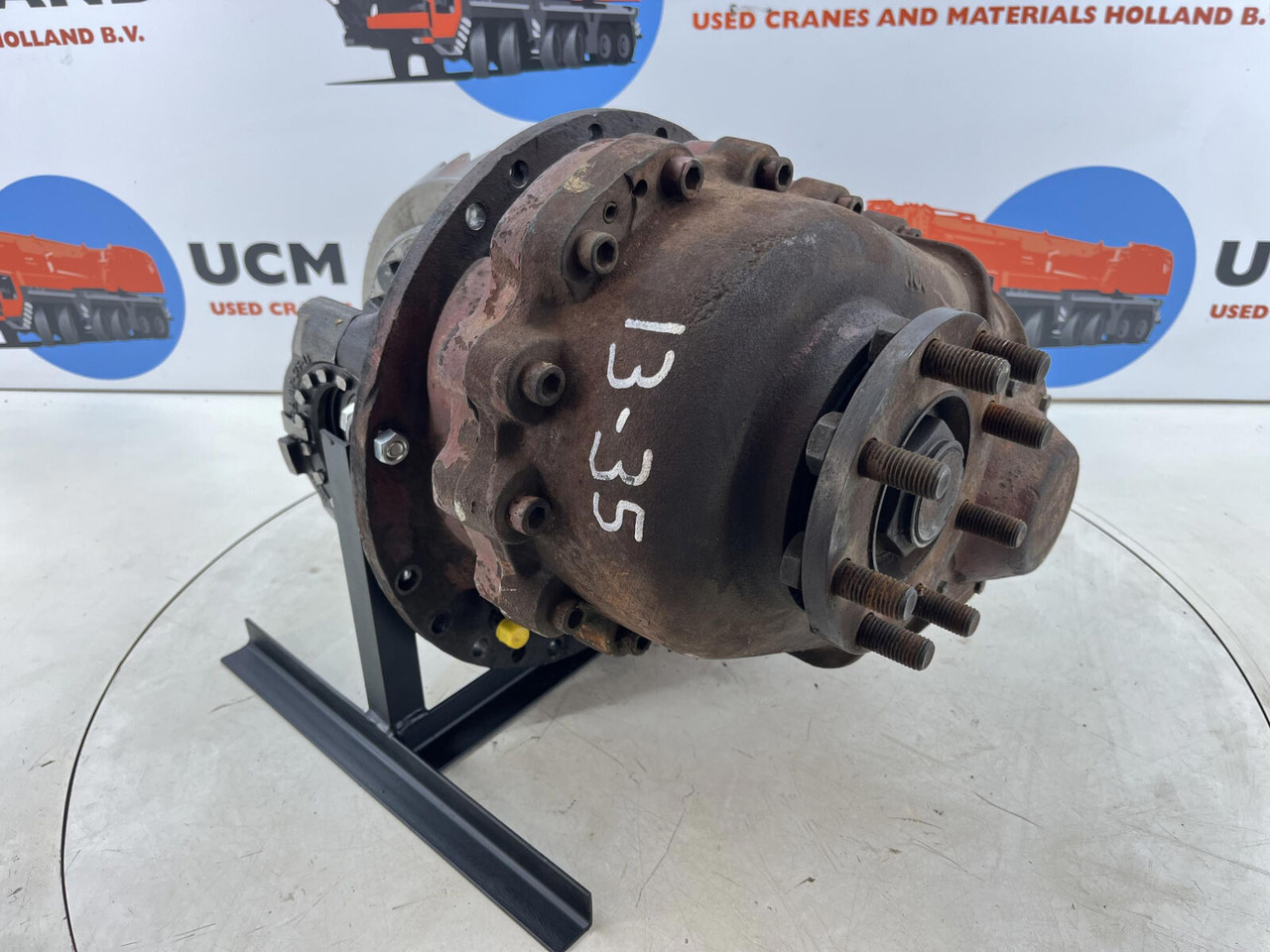 Krupp 70 GMT mid differential 13x35 axle 2 - Diferencijalni zupčanik za Autodizalica: slika Krupp 70 GMT mid differential 13x35 axle 2 - Diferencijalni zupčanik za Autodizalica Krupp 70 GMT mid differential 13x35 axle 2 - Diferencijalni zupčanik za Autodizalica: slika Krupp 70 GMT mid differential 13x35 axle 2 - Diferencijalni zupčanik za Autodizalica