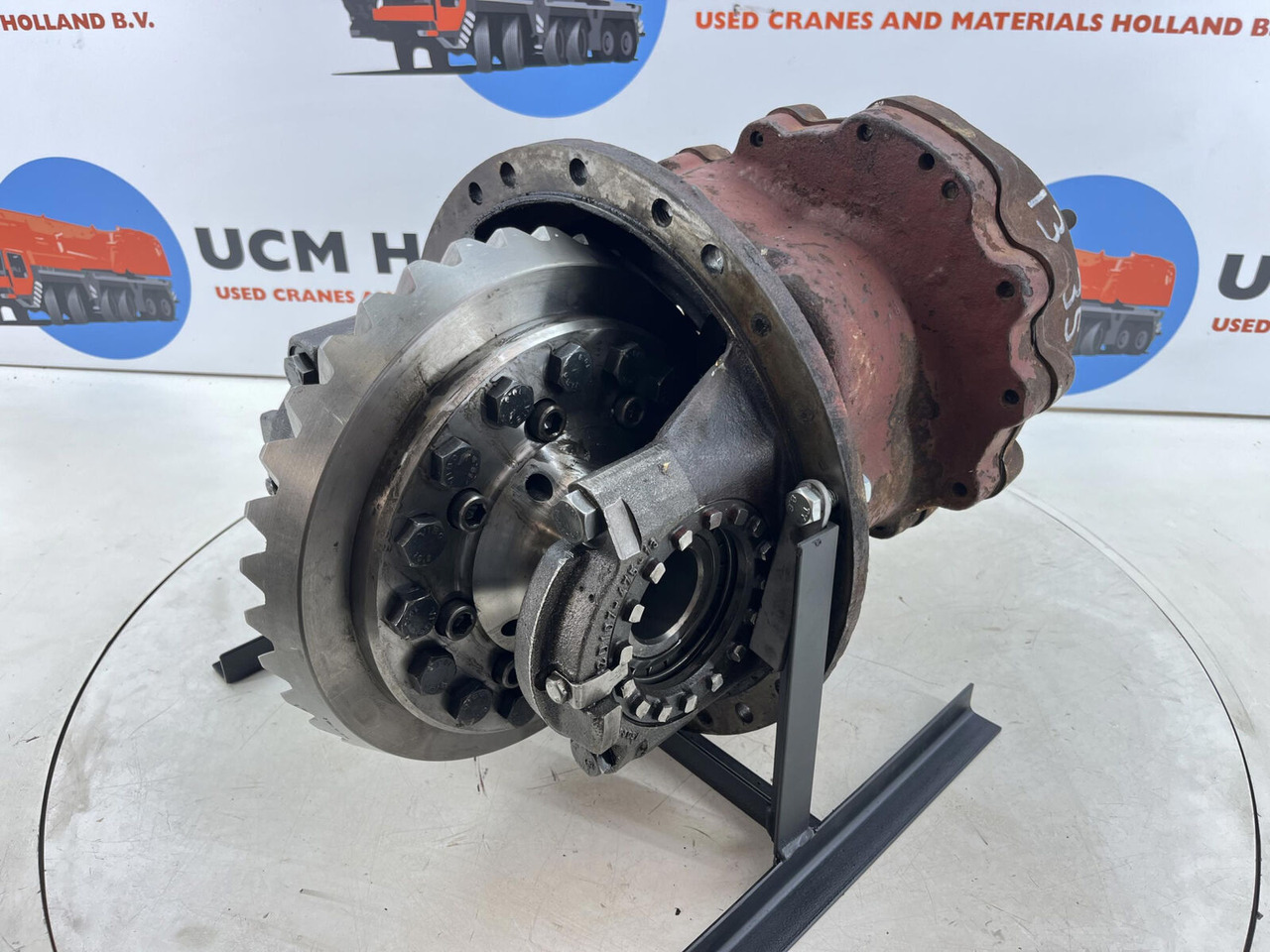 Krupp 70 GMT mid differential 13x35 axle 2 - Diferencijalni zupčanik za Autodizalica: slika Krupp 70 GMT mid differential 13x35 axle 2 - Diferencijalni zupčanik za Autodizalica Krupp 70 GMT mid differential 13x35 axle 2 - Diferencijalni zupčanik za Autodizalica: slika Krupp 70 GMT mid differential 13x35 axle 2 - Diferencijalni zupčanik za Autodizalica