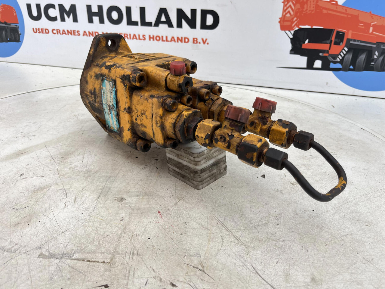 Krupp KMK 2025 slew motor - Hidraulični motor za Autodizalica: slika Krupp KMK 2025 slew motor - Hidraulični motor za Autodizalica Krupp KMK 2025 slew motor - Hidraulični motor za Autodizalica: slika Krupp KMK 2025 slew motor - Hidraulični motor za Autodizalica