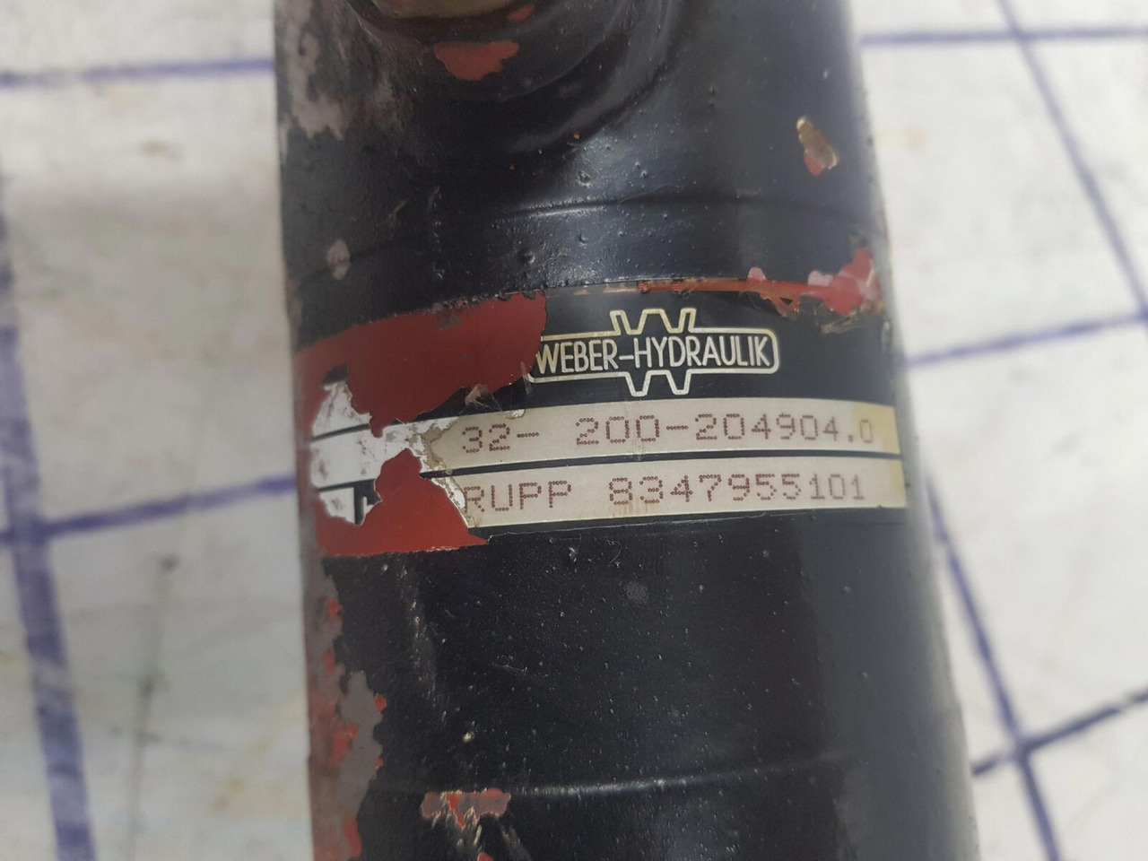 Krupp KMK 3045 steering cylinder - Hidraulični cilindar za Autodizalica: slika Krupp KMK 3045 steering cylinder - Hidraulični cilindar za Autodizalica Krupp KMK 3045 steering cylinder - Hidraulični cilindar za Autodizalica: slika Krupp KMK 3045 steering cylinder - Hidraulični cilindar za Autodizalica