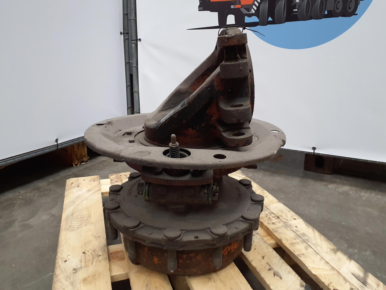 Krupp KMK 4070 Megatrak axle housing - Rukavac kotača za Autodizalica: slika Krupp KMK 4070 Megatrak axle housing - Rukavac kotača za Autodizalica Krupp KMK 4070 Megatrak axle housing - Rukavac kotača za Autodizalica: slika Krupp KMK 4070 Megatrak axle housing - Rukavac kotača za Autodizalica