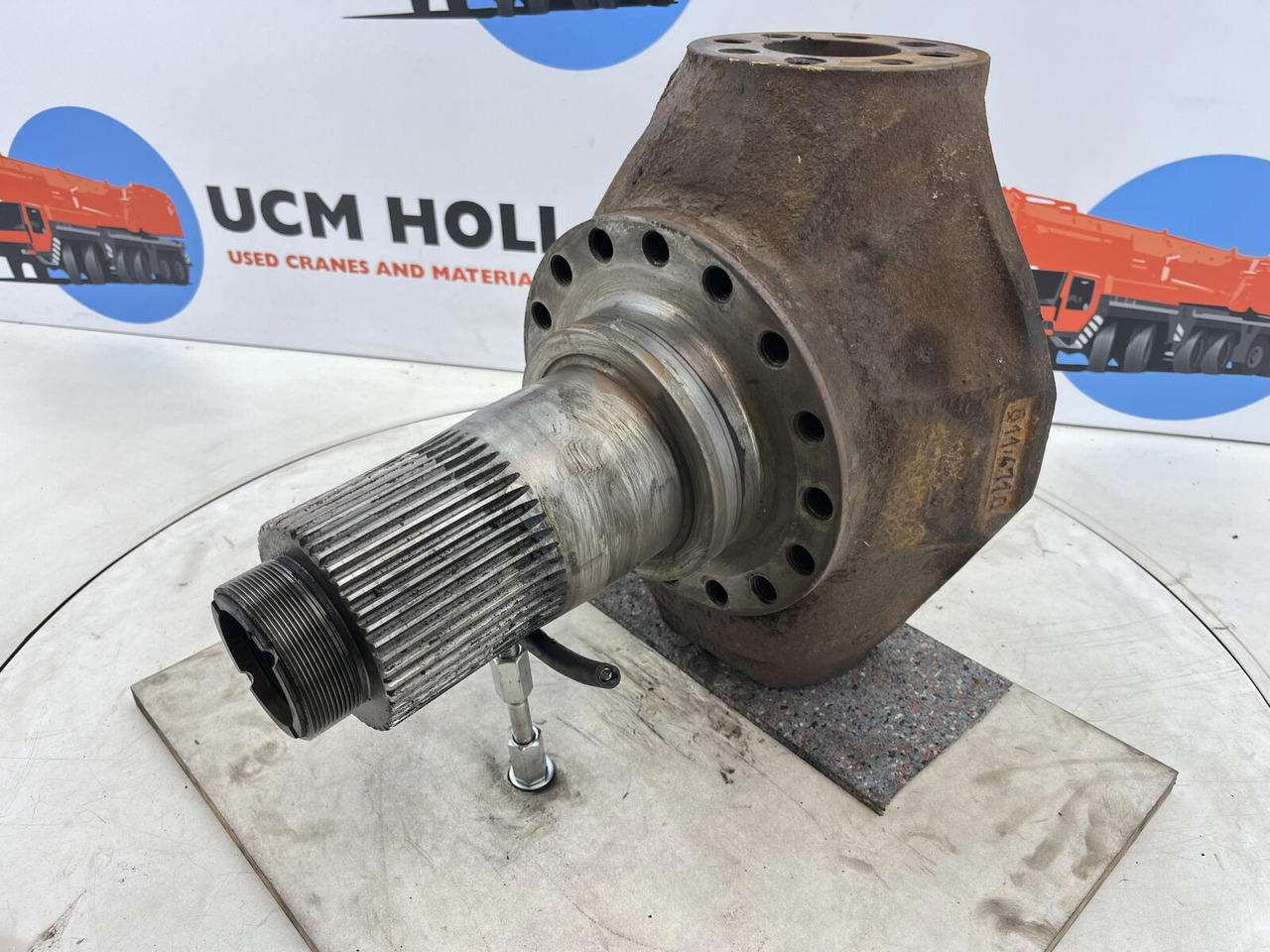 Krupp KMK 5100 Steering knuckle 16 holes axle 1 - Rukavac kotača za Autodizalica: slika Krupp KMK 5100 Steering knuckle 16 holes axle 1 - Rukavac kotača za Autodizalica Krupp KMK 5100 Steering knuckle 16 holes axle 1 - Rukavac kotača za Autodizalica: slika Krupp KMK 5100 Steering knuckle 16 holes axle 1 - Rukavac kotača za Autodizalica