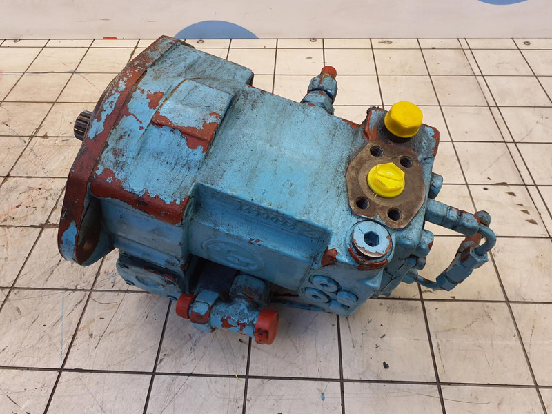 Krupp KMK 6180/6200 pump - Hidraulična pumpa za Dizalica: slika Krupp KMK 6180/6200 pump - Hidraulična pumpa za Dizalica Krupp KMK 6180/6200 pump - Hidraulična pumpa za Dizalica: slika Krupp KMK 6180/6200 pump - Hidraulična pumpa za Dizalica
