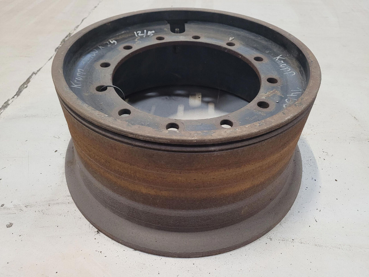 Krupp Rim 385/95R25 12 5.5 3p - Felga za Dizalica: slika Krupp Rim 385/95R25 12 5.5 3p - Felga za Dizalica Krupp Rim 385/95R25 12 5.5 3p - Felga za Dizalica: slika Krupp Rim 385/95R25 12 5.5 3p - Felga za Dizalica