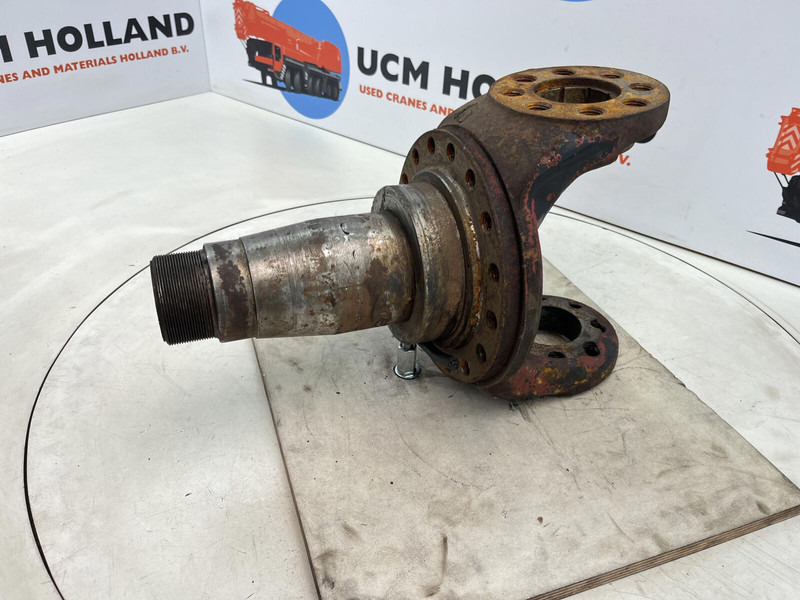 Liebherr LT 1090 Steering knuckle 16 holes - Rukavac kotača za Dizalica: slika Liebherr LT 1090 Steering knuckle 16 holes - Rukavac kotača za Dizalica Liebherr LT 1090 Steering knuckle 16 holes - Rukavac kotača za Dizalica: slika Liebherr LT 1090 Steering knuckle 16 holes - Rukavac kotača za Dizalica