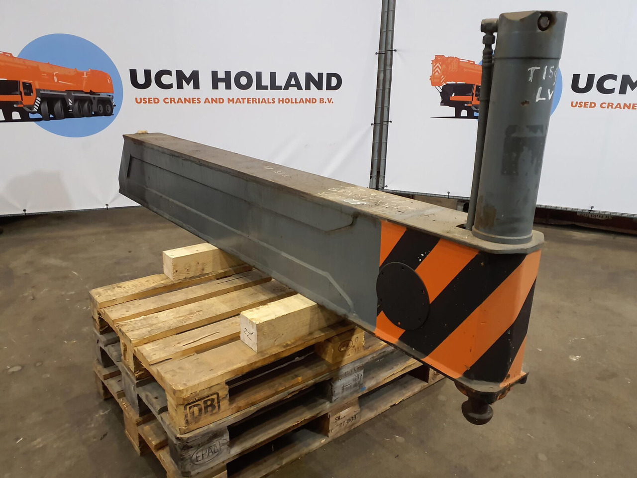 Liebherr LTM 1050-1 sliding beam complete front - Ovjes za Autodizalica: slika Liebherr LTM 1050-1 sliding beam complete front - Ovjes za Autodizalica Liebherr LTM 1050-1 sliding beam complete front - Ovjes za Autodizalica: slika Liebherr LTM 1050-1 sliding beam complete front - Ovjes za Autodizalica