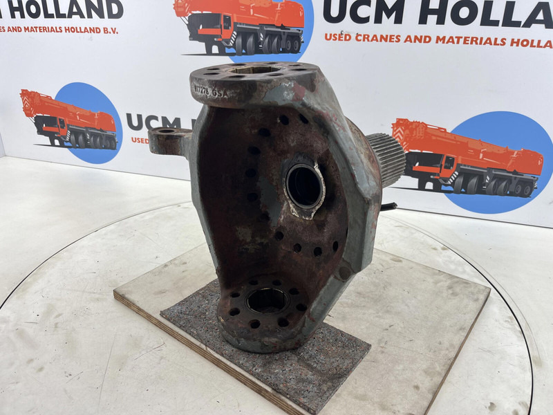 Liebherr LTM 1050-1 steering knuckle 16 holes axle 3 left - Rukavac kotača za Dizalica: slika Liebherr LTM 1050-1 steering knuckle 16 holes axle 3 left - Rukavac kotača za Dizalica Liebherr LTM 1050-1 steering knuckle 16 holes axle 3 left - Rukavac kotača za Dizalica: slika Liebherr LTM 1050-1 steering knuckle 16 holes axle 3 left - Rukavac kotača za Dizalica