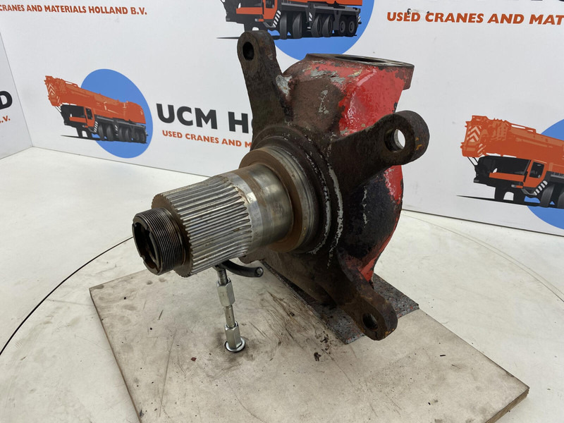 Liebherr LTM 1060 Steering knuckle axle 1 and 2 - Rukavac kotača za Dizalica: slika Liebherr LTM 1060 Steering knuckle axle 1 and 2 - Rukavac kotača za Dizalica Liebherr LTM 1060 Steering knuckle axle 1 and 2 - Rukavac kotača za Dizalica: slika Liebherr LTM 1060 Steering knuckle axle 1 and 2 - Rukavac kotača za Dizalica