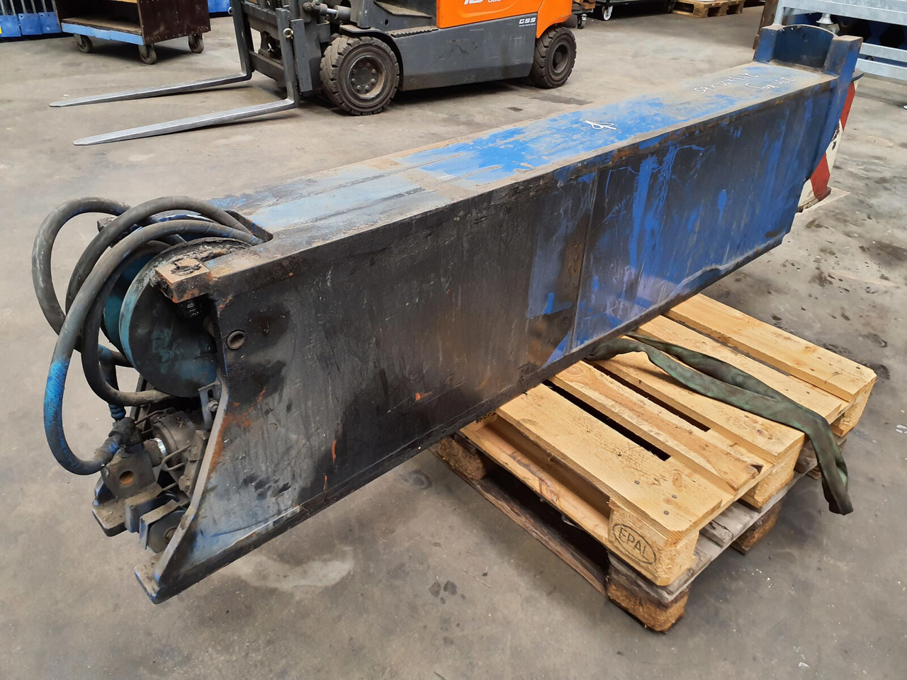 Liebherr LTM 1090-2 sliding beam with sliding cylinder - Ovjes za Autodizalica: slika Liebherr LTM 1090-2 sliding beam with sliding cylinder - Ovjes za Autodizalica Liebherr LTM 1090-2 sliding beam with sliding cylinder - Ovjes za Autodizalica: slika Liebherr LTM 1090-2 sliding beam with sliding cylinder - Ovjes za Autodizalica