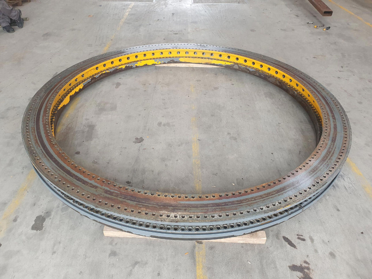 Liebherr LTM 1750-9.1 quick connection for slewring - Okretni prsten za Autodizalica: slika Liebherr LTM 1750-9.1 quick connection for slewring - Okretni prsten za Autodizalica Liebherr LTM 1750-9.1 quick connection for slewring - Okretni prsten za Autodizalica: slika Liebherr LTM 1750-9.1 quick connection for slewring - Okretni prsten za Autodizalica